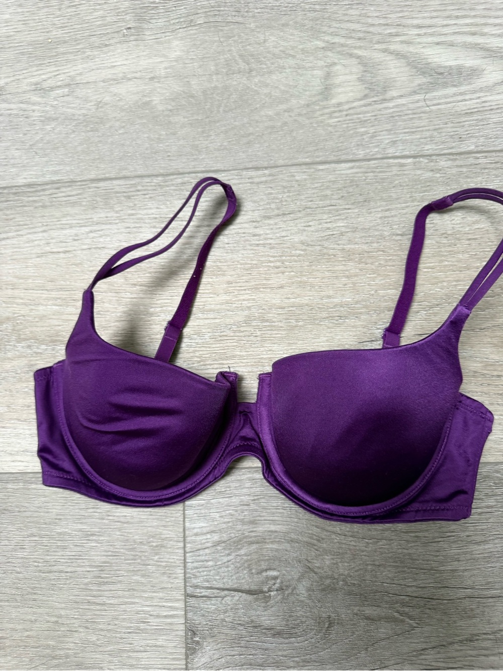Victoria's Secret Deep Purple Underwire Bra